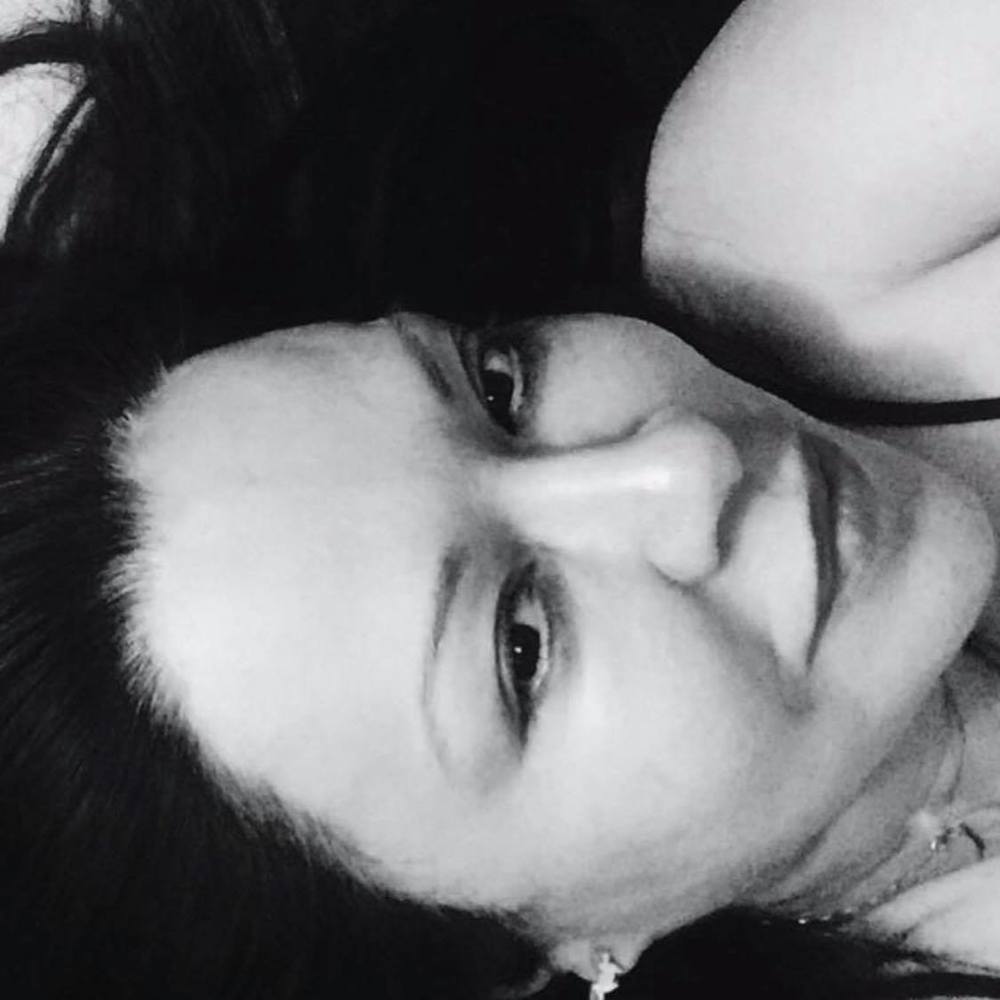 Meet your Posher, Elise